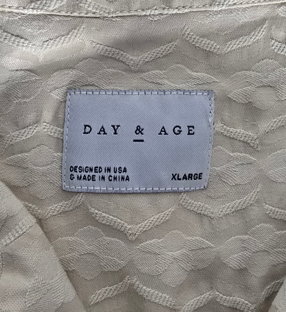 DAY & AGE Beige Textured Camp Collar Shirt – XL