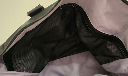 Samsonite Large Black Travel Bag with USB Port – 24”x40”