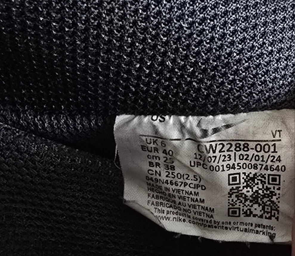 nike air force 1 low black cw2288-001 - size us 7 / eur 40 / br 38