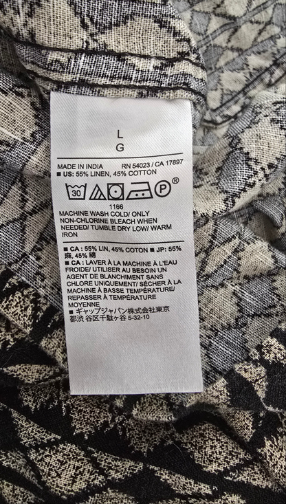 Banana Republic Men’s Linen Blend Short Sleeve Shirt – Black/Beige Geometric – Size L