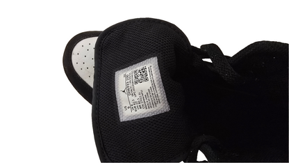 Nike Air Jordan 1 Mid Black/White – Size US 9 / EUR 42.5 (DH6933-100)
