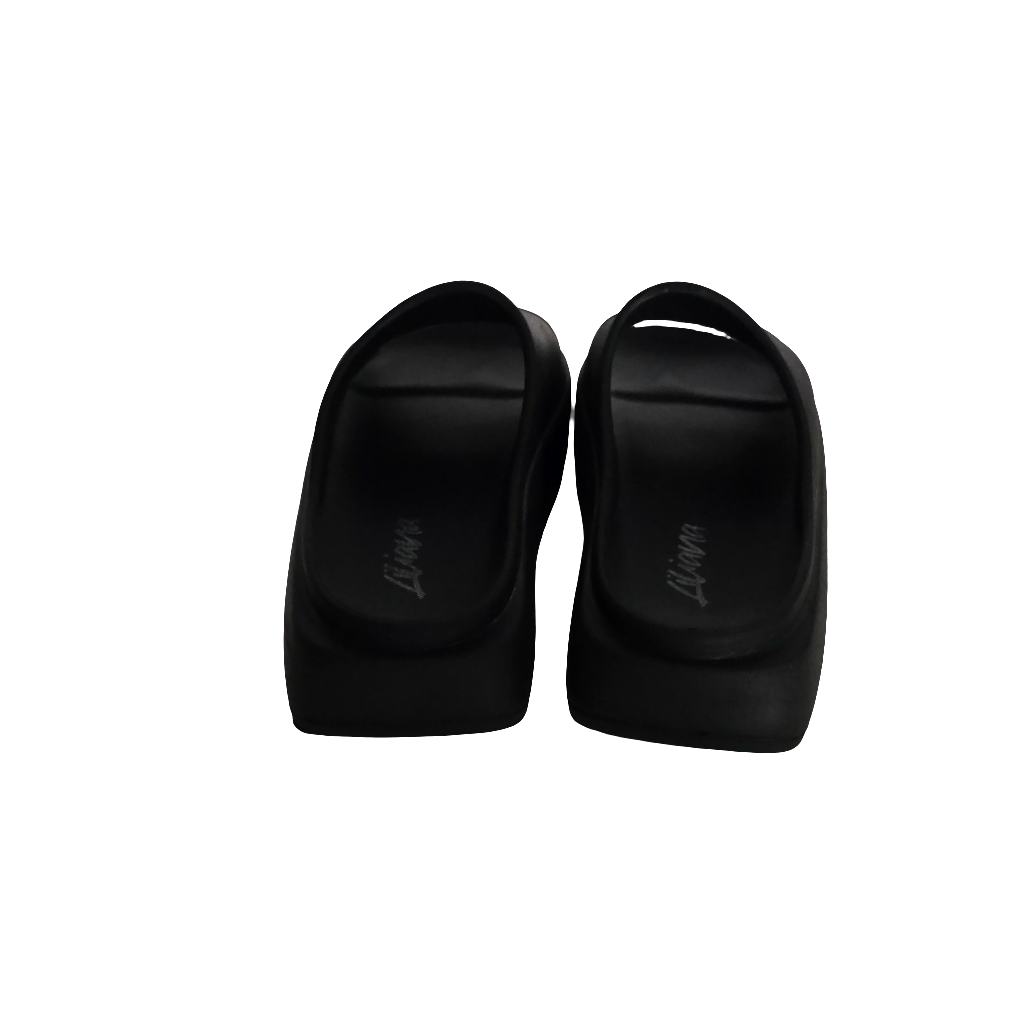 liviara black slide sandals – size 6 / eu 37