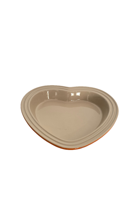 Le Creuset Stoneware Heart Dish – Flame Orange/Red