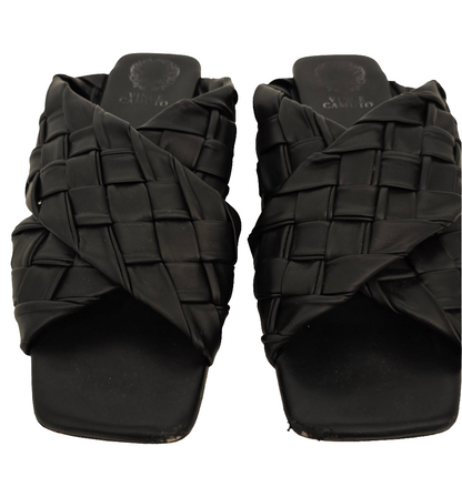 VINCE CAMUTO Women’s Woven Black Sandals - Size 9.5M / 41