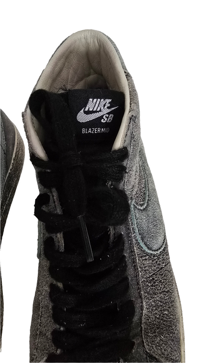 Nike Blazer Mid Vintage DA1839-001
Size: US 9.5 / EUR 43 / BR 41