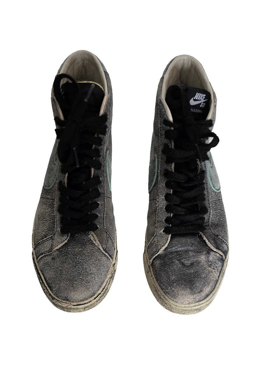 nike blazer mid vintage da1839-001
size: us 9.5 / eur 43 / br 41