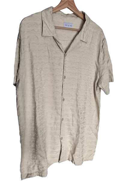 DAY & AGE Beige Textured Camp Collar Shirt – XL