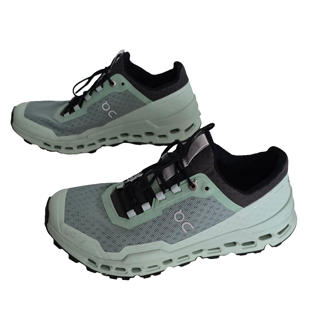 on running women’s trail running shoes – size 8.5 us (eu 40)