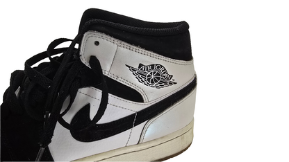 Nike Air Jordan 1 Mid Black/White – Size US 9 / EUR 42.5 (DH6933-100)