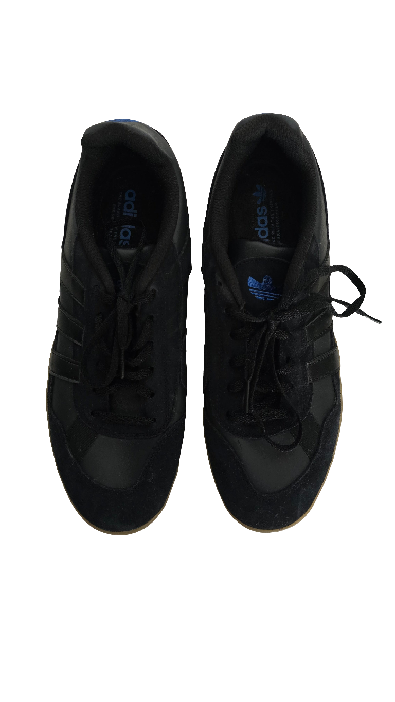 adidas aloha super mg – black/blue – size 9.5 us / 42 eu