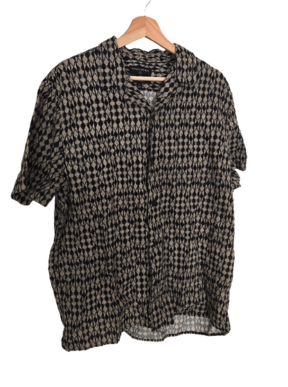 Banana Republic Men’s Linen Blend Short Sleeve Shirt – Black/Beige Geometric – Size L