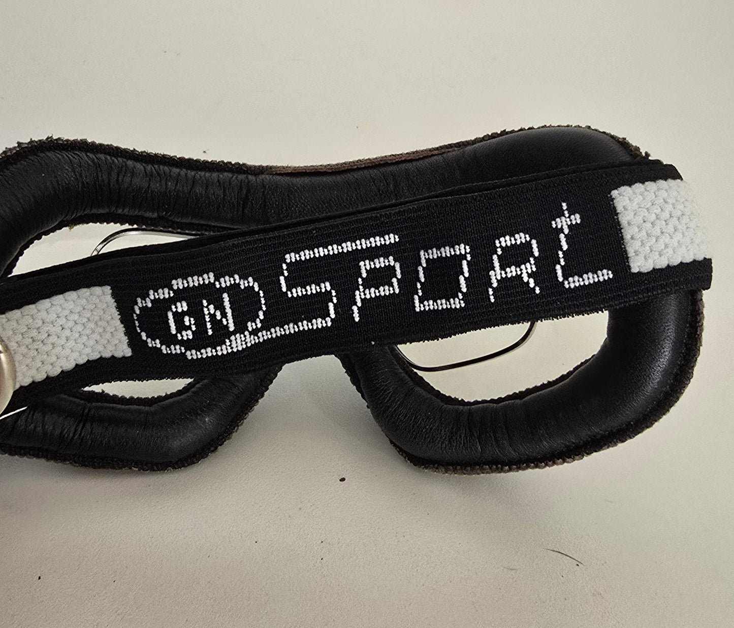 vintage motorcycle goggles – black leather padding & chrome frame